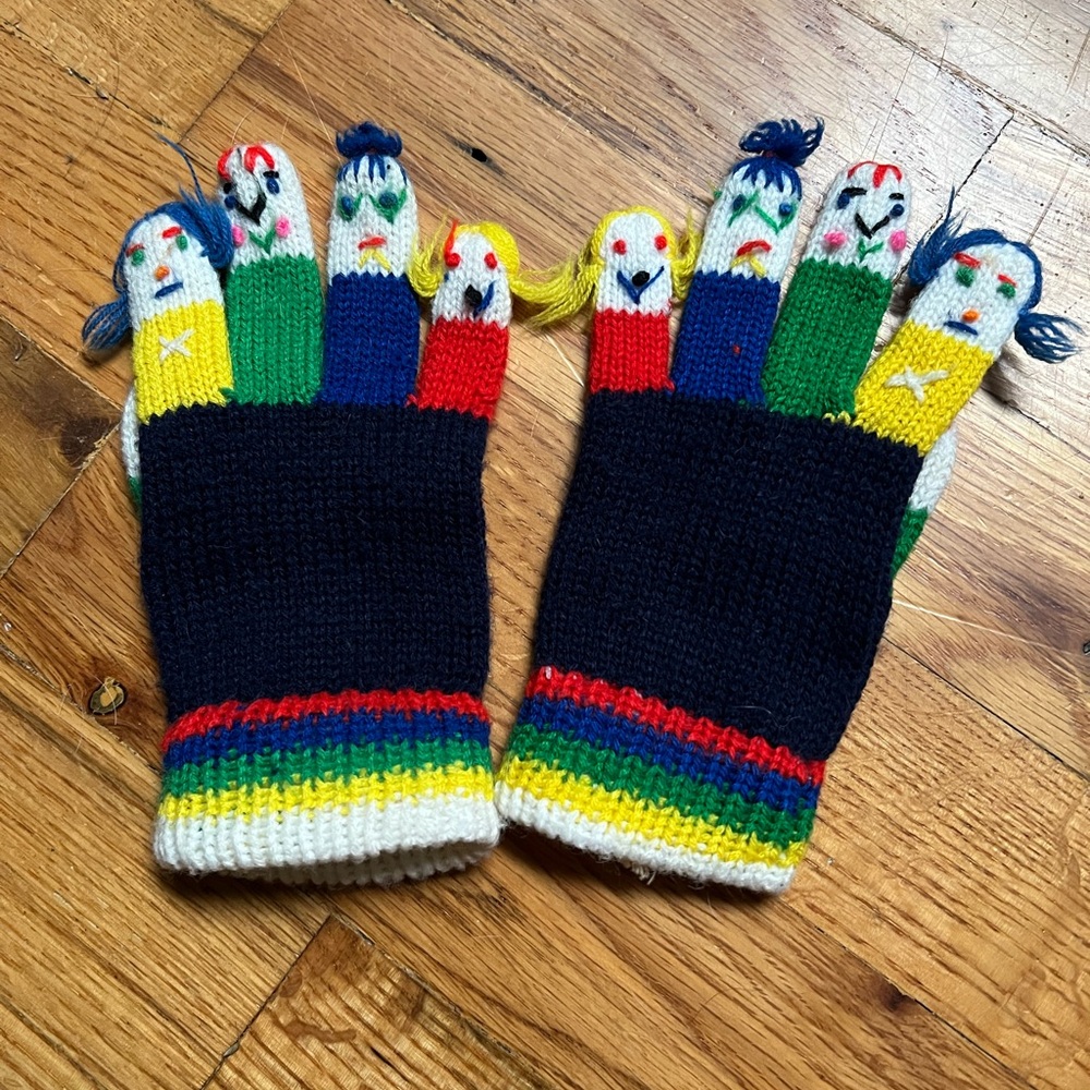 Fun Clown Colorful Kids’ Gloves